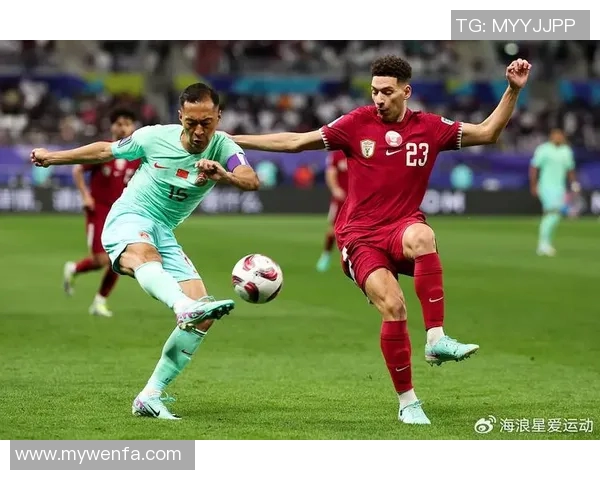 在浩瀚太平洋之上,球星们与海浪共舞展现足球魅力 在浩瀚太平洋之上,球星们与海浪共舞展现足球魅力