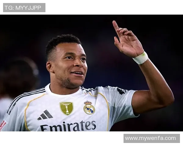 足球球星在球队中的核心作用与战术价值解析